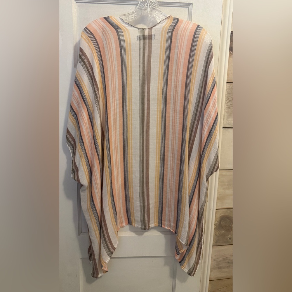 Cabela's Natural Reflections Striped Ruana. OSFM. - Picture 4 of 6